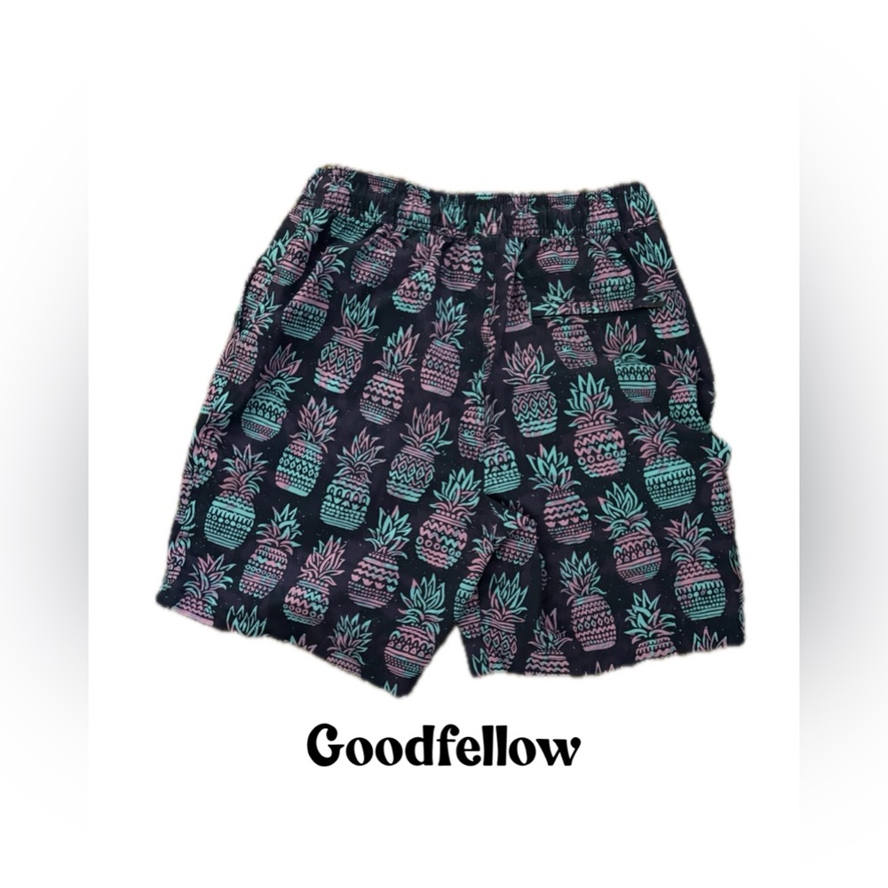 Goodfellow & Co Abstract Patterned Shorts - Picture 2 of 3